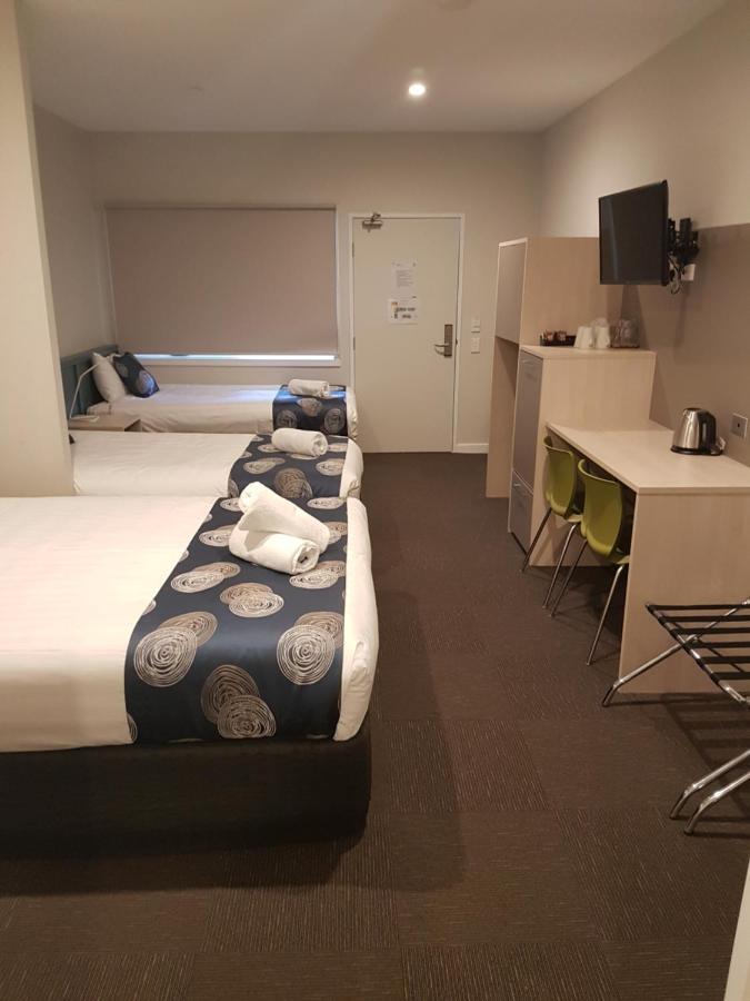 Leumeah Lodge Канбера Екстериор снимка