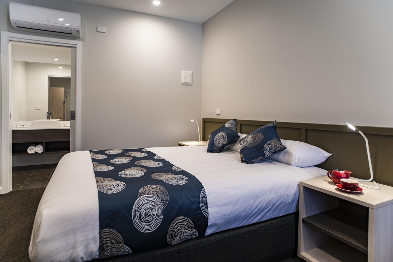 Leumeah Lodge Канбера Екстериор снимка
