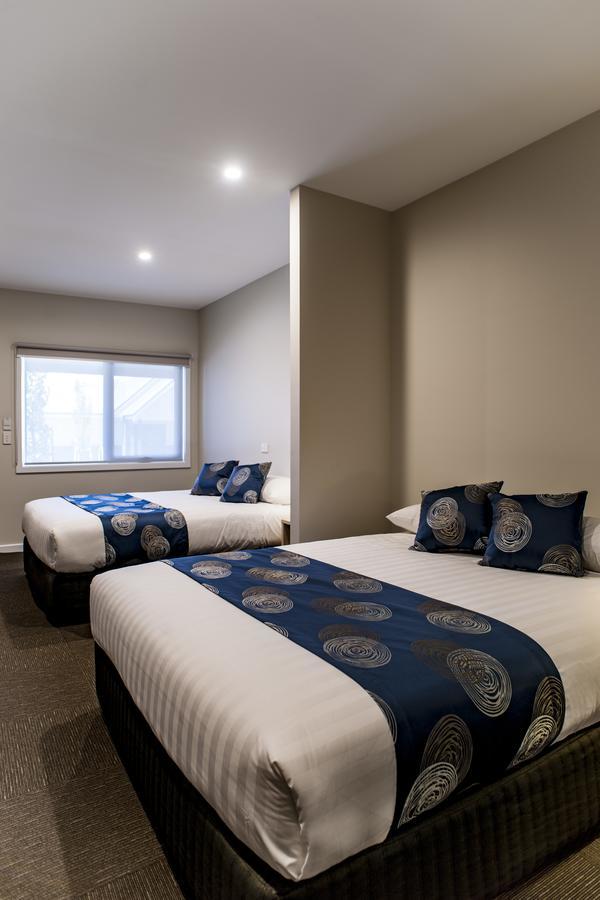 Leumeah Lodge Канбера Екстериор снимка